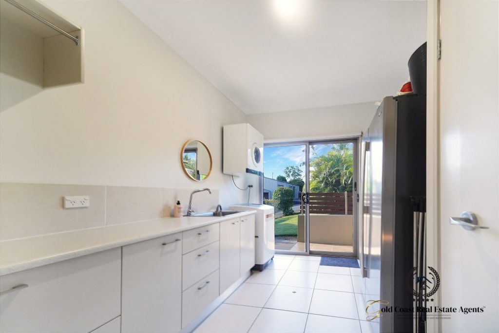 Waterfront Acreage | Deep Water Ocean Access - Gold Coast Real Estate Agents