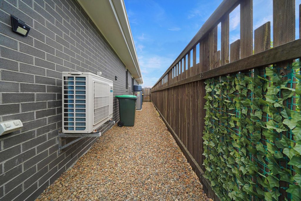 3 Bedroom Home Under $900,000 19 3 Bedroom Home Under $900,000 - Gold Coast Real Estate Agents