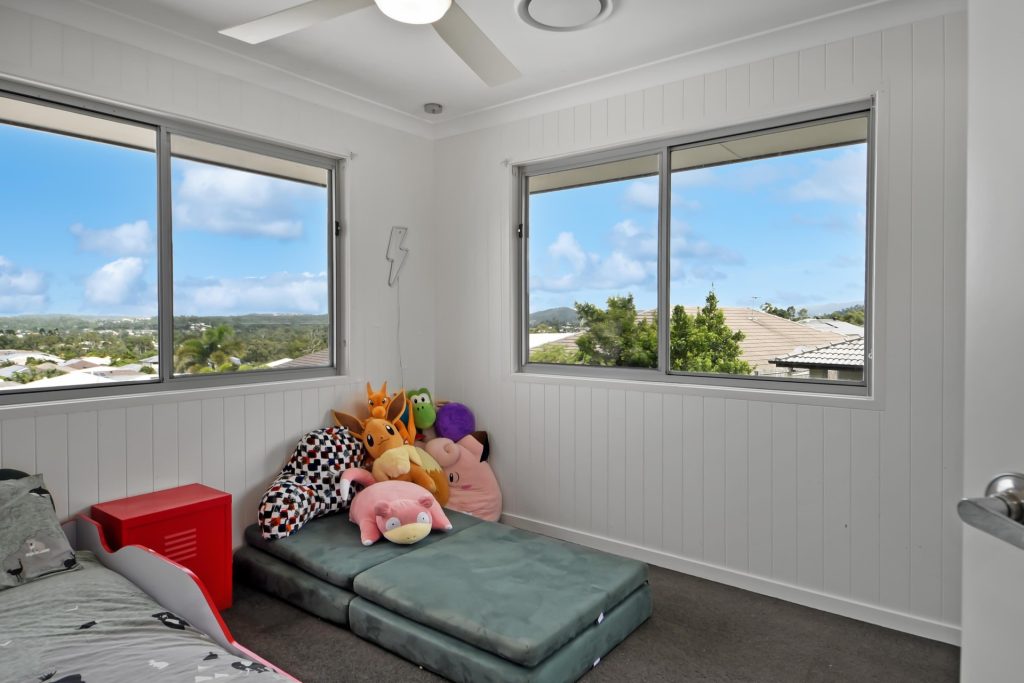 G Bedroom4 with built in wardrobe 2