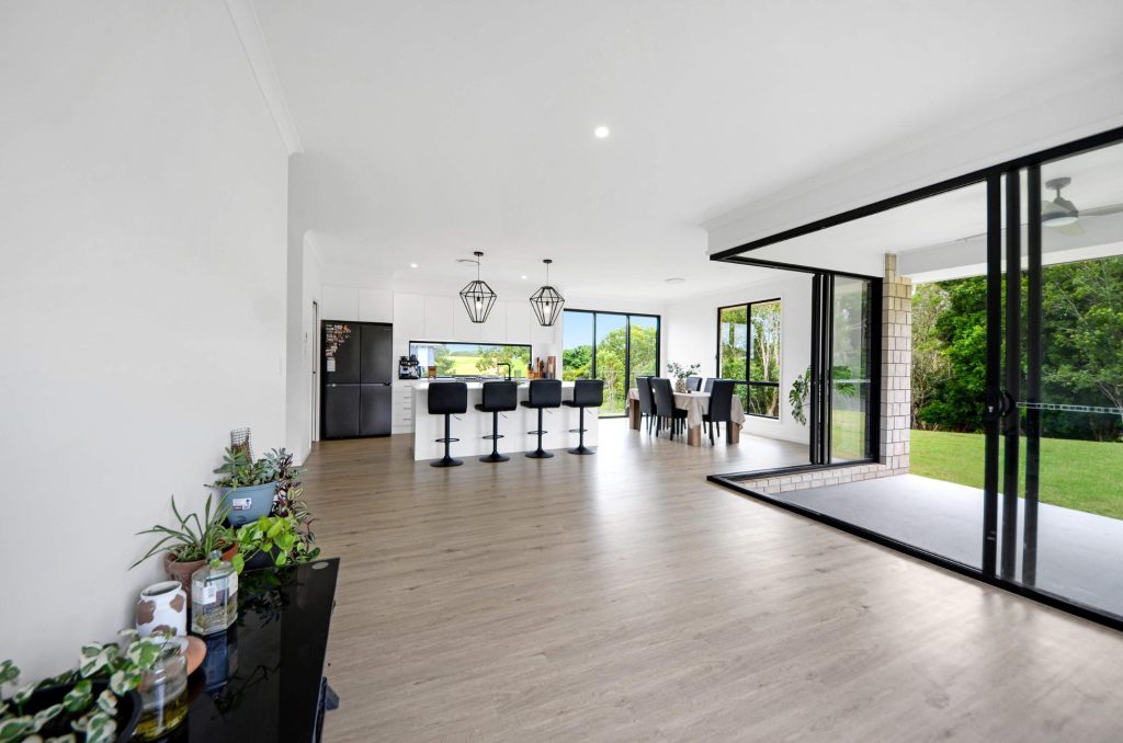 4 Bedroom Home with Side Access and Solar - Gold Coast Real Estate Agents