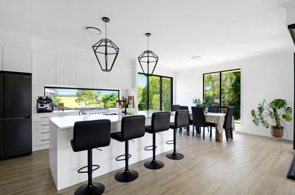 4 Bedroom Home with Side Access and Solar - Gold Coast Real Estate Agents