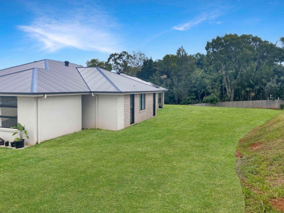 4 Bedroom Home with Side Access and Solar - Gold Coast Real Estate Agents