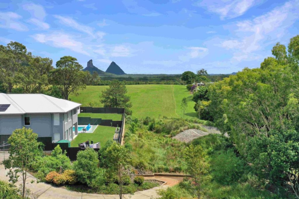 4 Bedroom Home with Side Access and Solar - Gold Coast Real Estate Agents