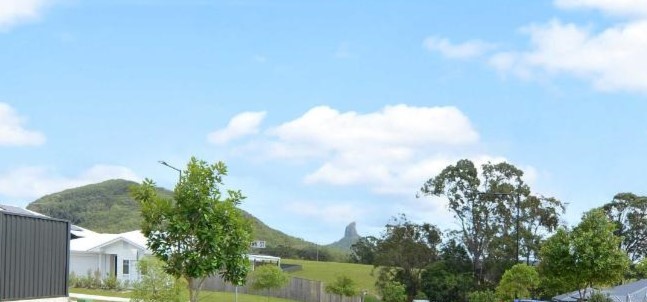 4 Bedroom Home with Side Access and Solar - Gold Coast Real Estate Agents