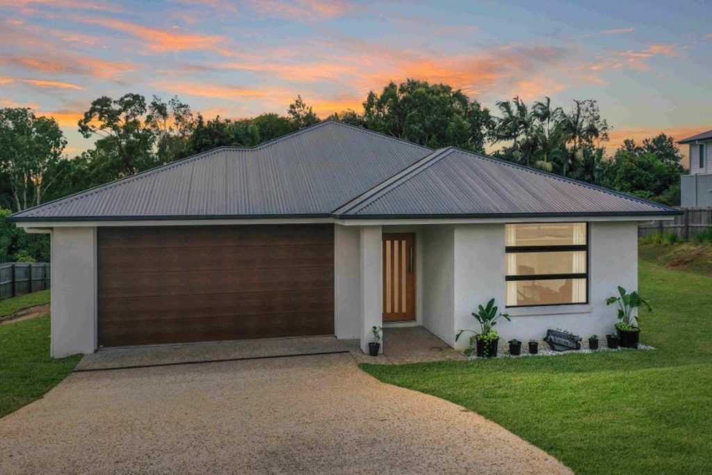 4 Bedroom Home with Side Access and Solar - Gold Coast Real Estate Agents