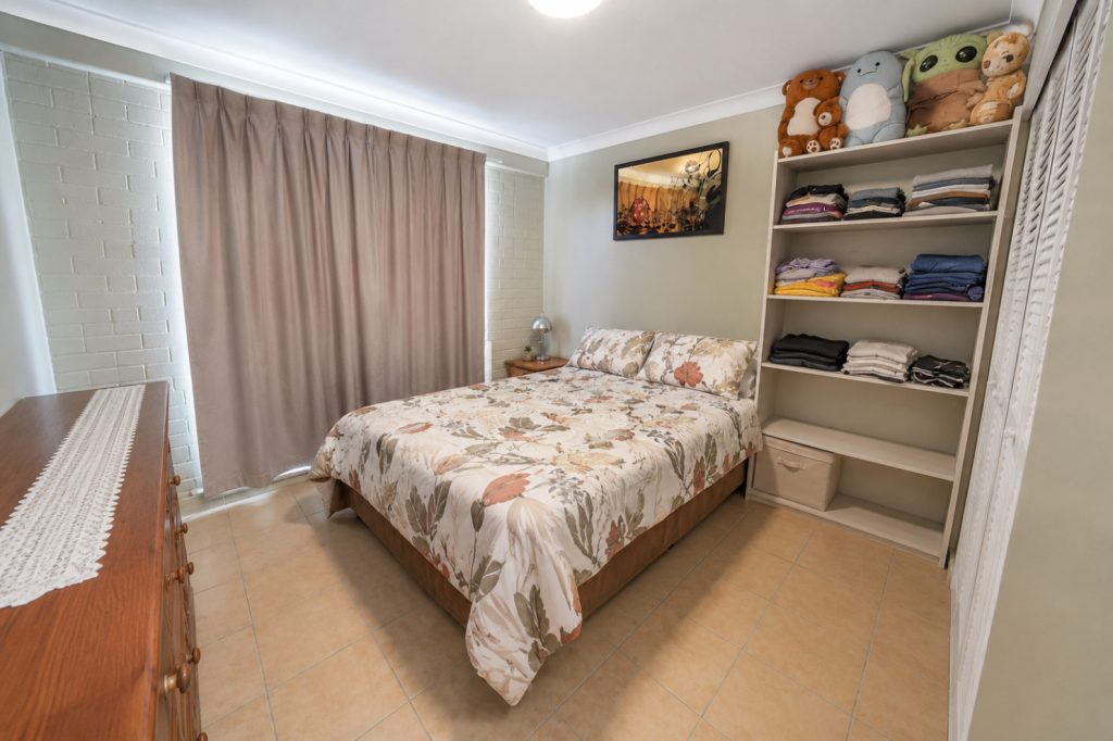 5-Bedroom Home For Sale 12 5-Bedroom Home For Sale - Gold Coast Real Estate Agents