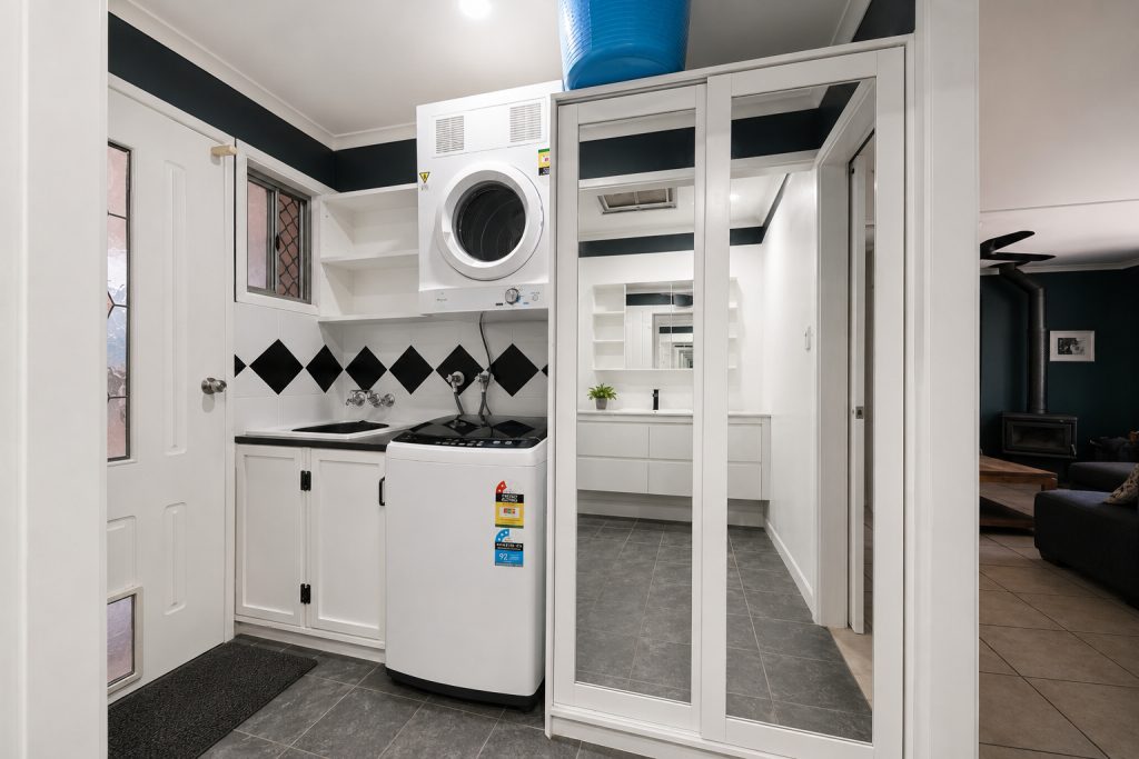 Renovated 3 Bedroom Single-Level Home For Sale 9 Renovated 3 Bedroom Single-Level Home For Sale - Gold Coast Real Estate Agents