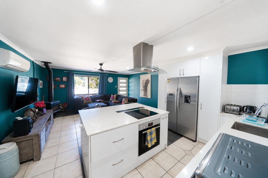 Renovated 3 Bedroom Single-Level Home For Sale 3 Renovated 3 Bedroom Single-Level Home For Sale - Gold Coast Real Estate Agents