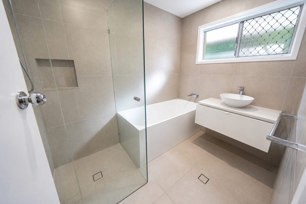 5-Bedroom Home For Sale 14 5-Bedroom Home For Sale - Gold Coast Real Estate Agents