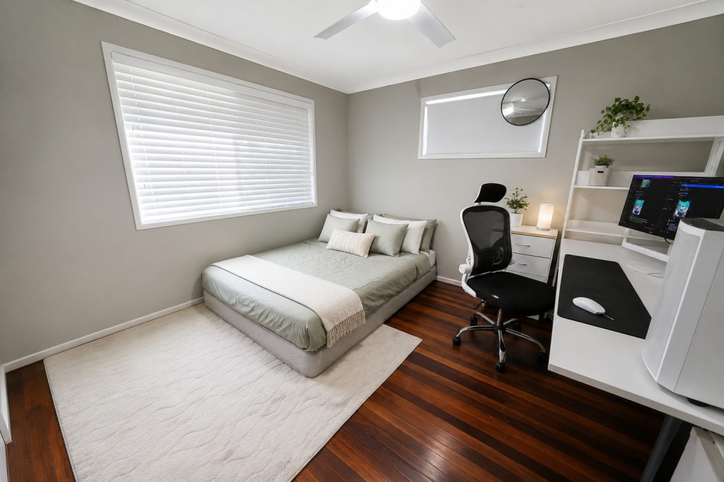 5-Bedroom Home For Sale 15 5-Bedroom Home For Sale - Gold Coast Real Estate Agents