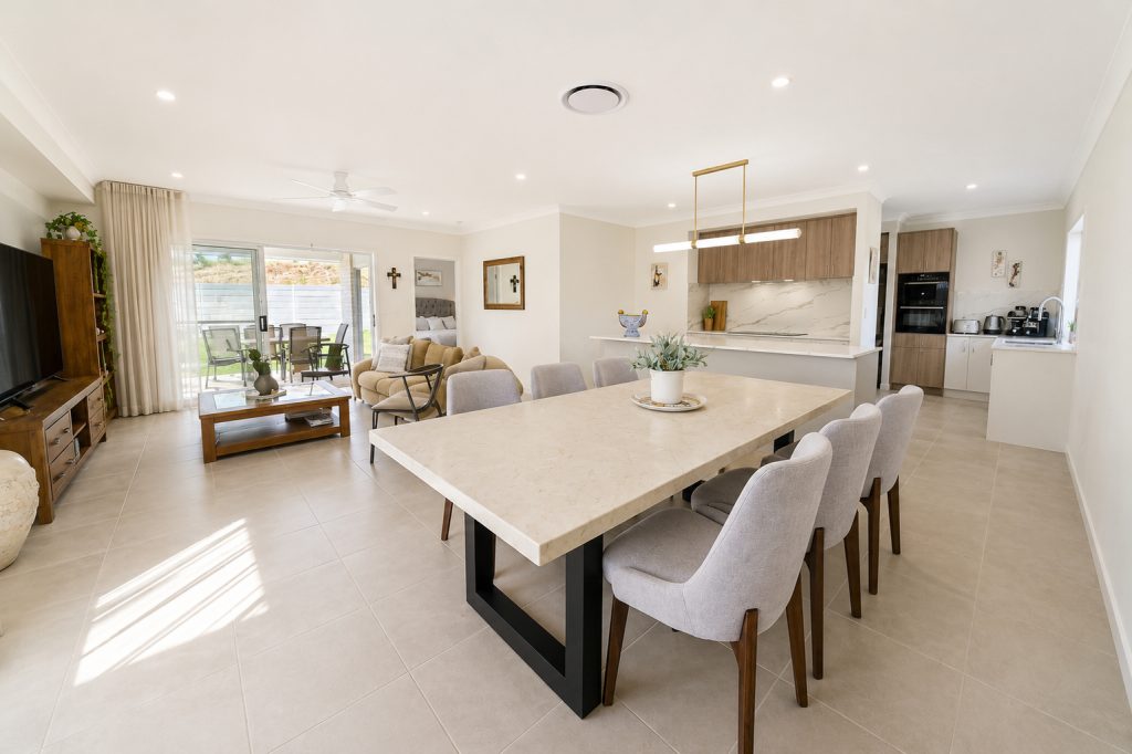 4 Bedroom House For Sale 3 4 Bedroom House For Sale - Gold Coast Real Estate Agents