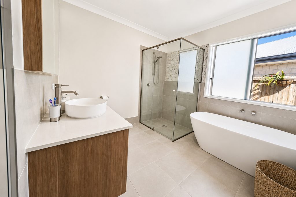 4 Bedroom House For Sale 14 4 Bedroom House For Sale - Gold Coast Real Estate Agents