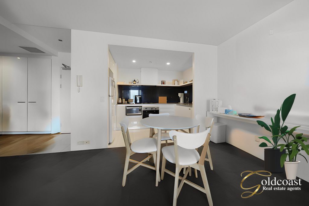 1-Bedroom Apartment For Sale 4 1-Bedroom Apartment For Sale - Gold Coast Real Estate Agents