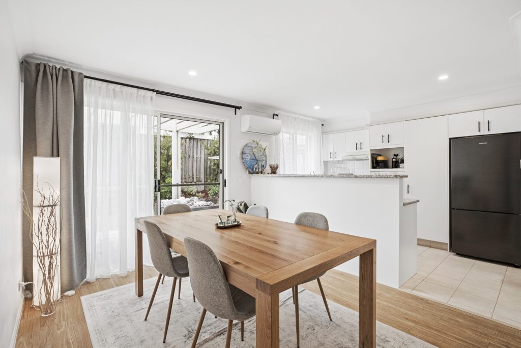3 Bedroom Home Single-Level Gated Merrimac Living - Gold Coast Real Estate Agents