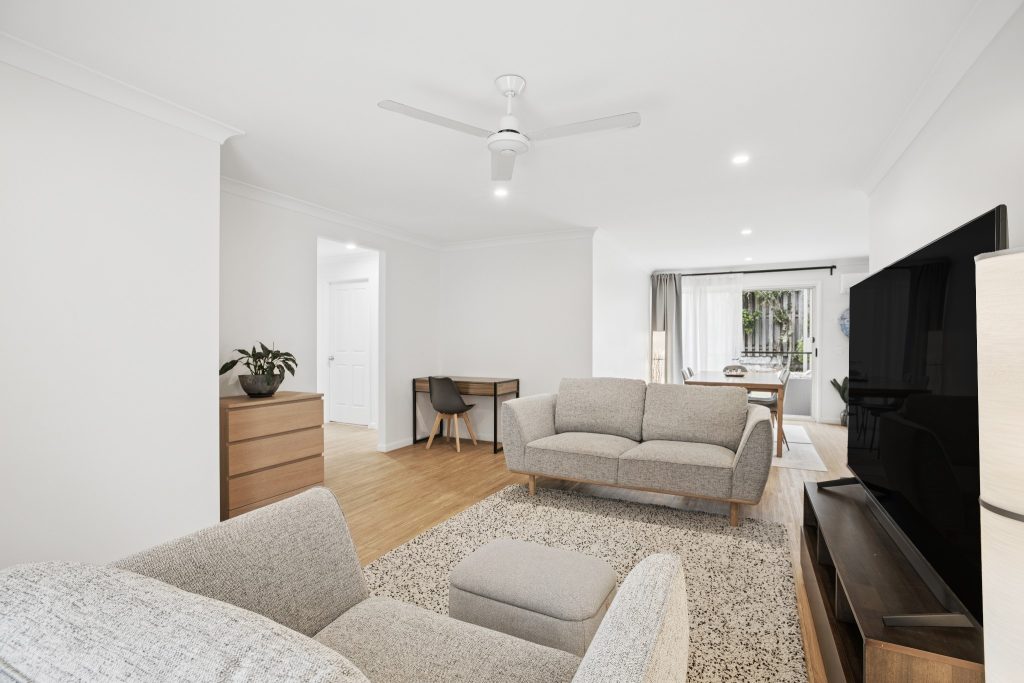 3 Bedroom Home Single-Level Gated Merrimac Living - Gold Coast Real Estate Agents