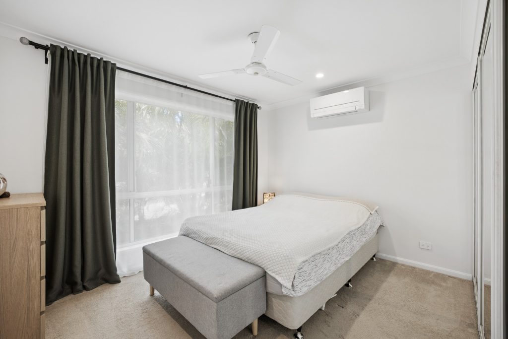 3 Bedroom Home Single-Level Gated Merrimac Living - Gold Coast Real Estate Agents