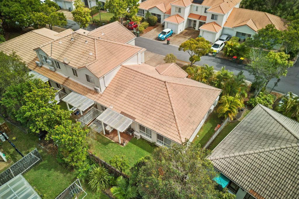 3 Bedroom Home Single-Level Gated Merrimac Living - Gold Coast Real Estate Agents