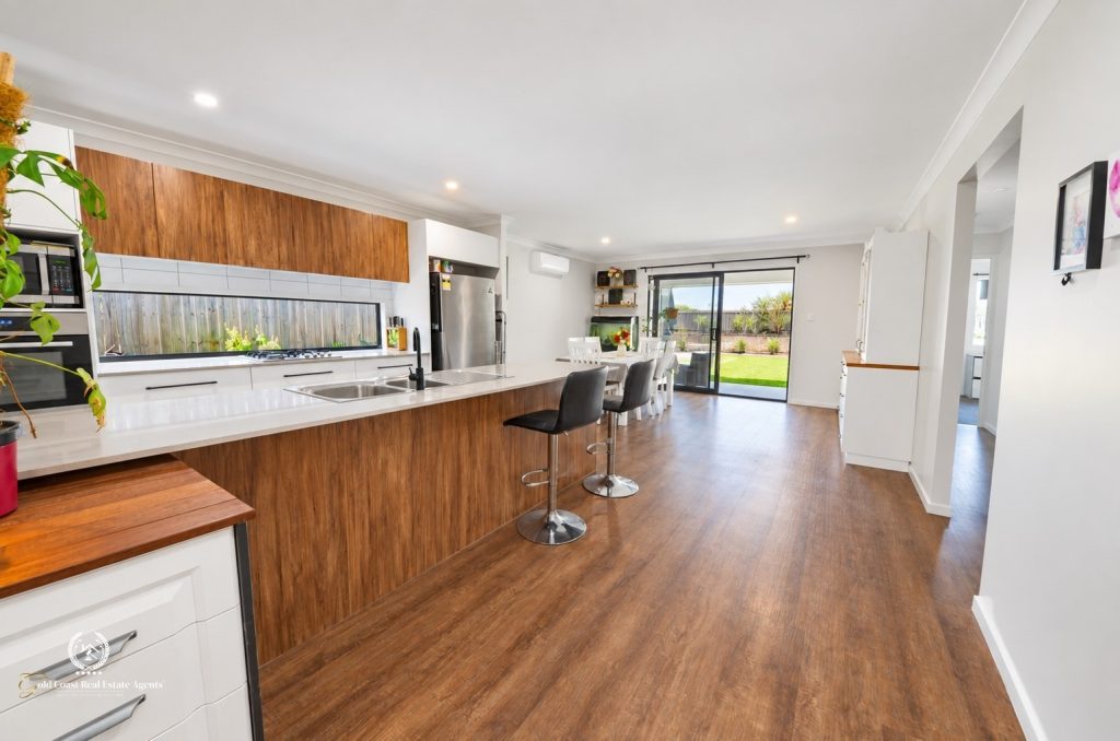 4-Bedroom Home For Sale | Ormeau Hills - Gold Coast Real Estate Agents