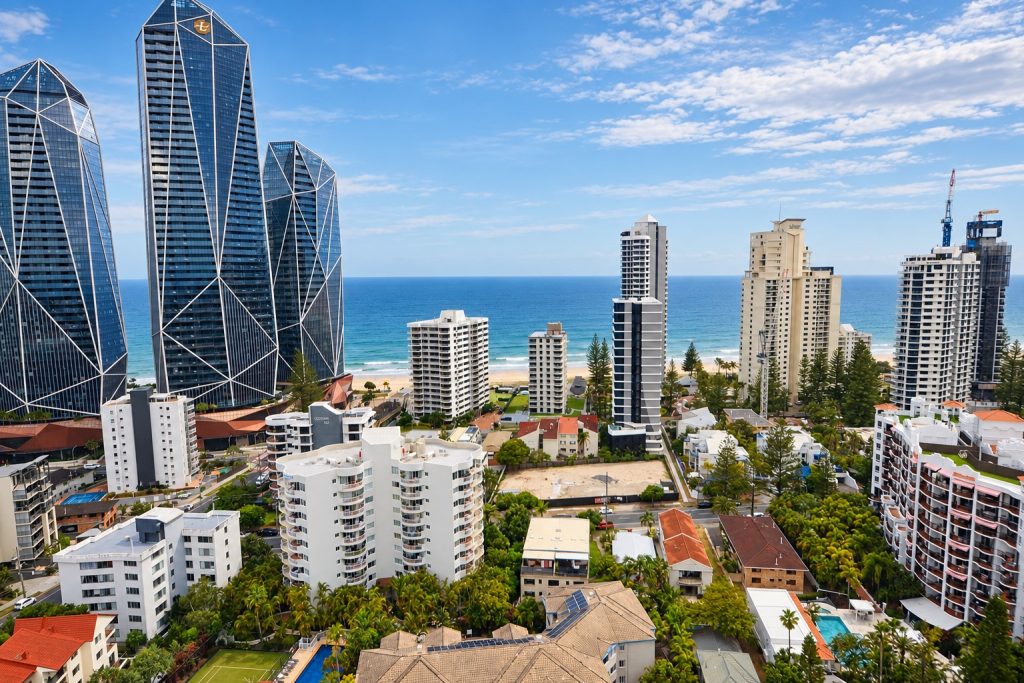 Dual-Key 2-Bedroom Apartment with Ocean Views - Gold Coast Real Estate Agents
