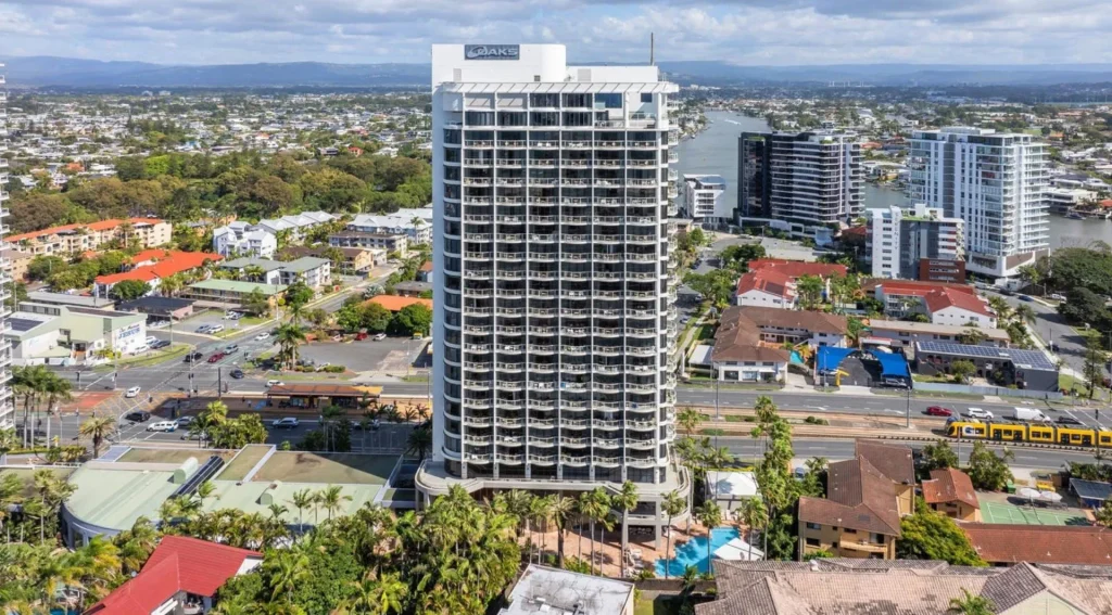 Dual-Key 2-Bedroom Apartment with Ocean Views - Gold Coast Real Estate Agents